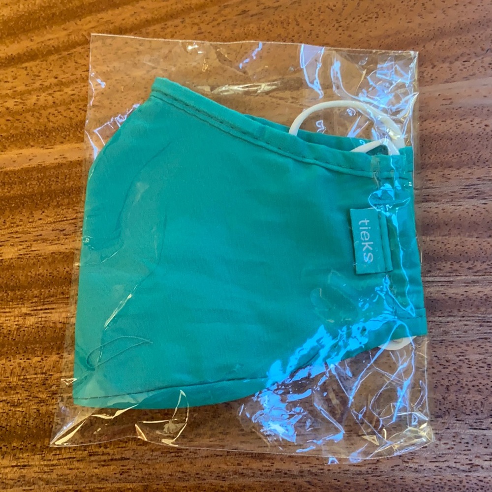 Tieks adult face mask